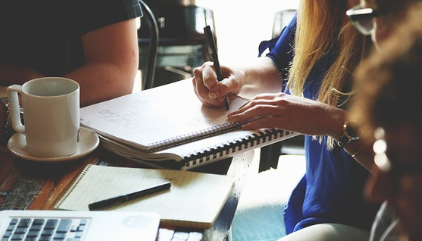 草莓视频黄版APP下载