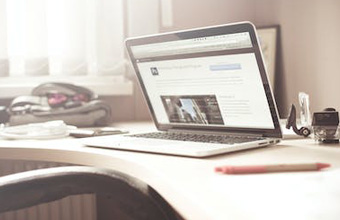 面对激烈竞争的市场环境，官网设计也在不断发展和创新